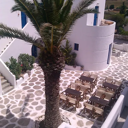 Nicos Studios & Apartments Logaras Exterior photo