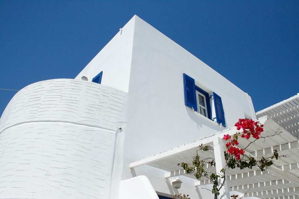Nicos & Appartement Logaras